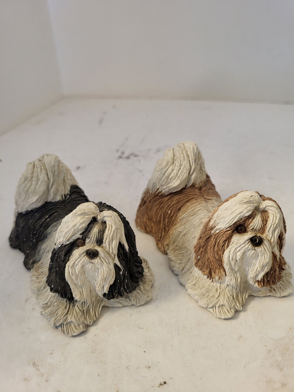 Pair Sandicast Shih Tzu Dog Figurines B24/B25 Signed Sandra Brue 1994